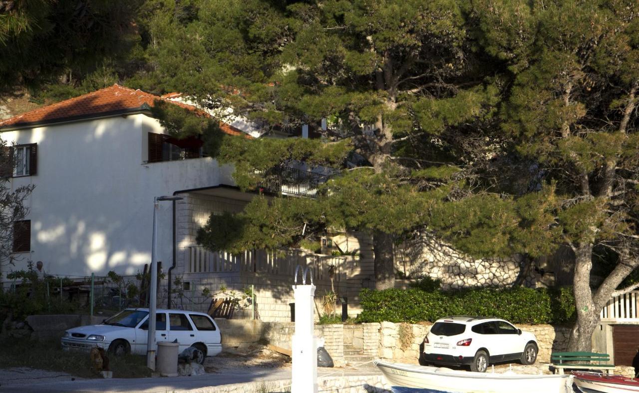 Apartments By The Sea Brela, Makarska - 11821 Dış mekan fotoğraf